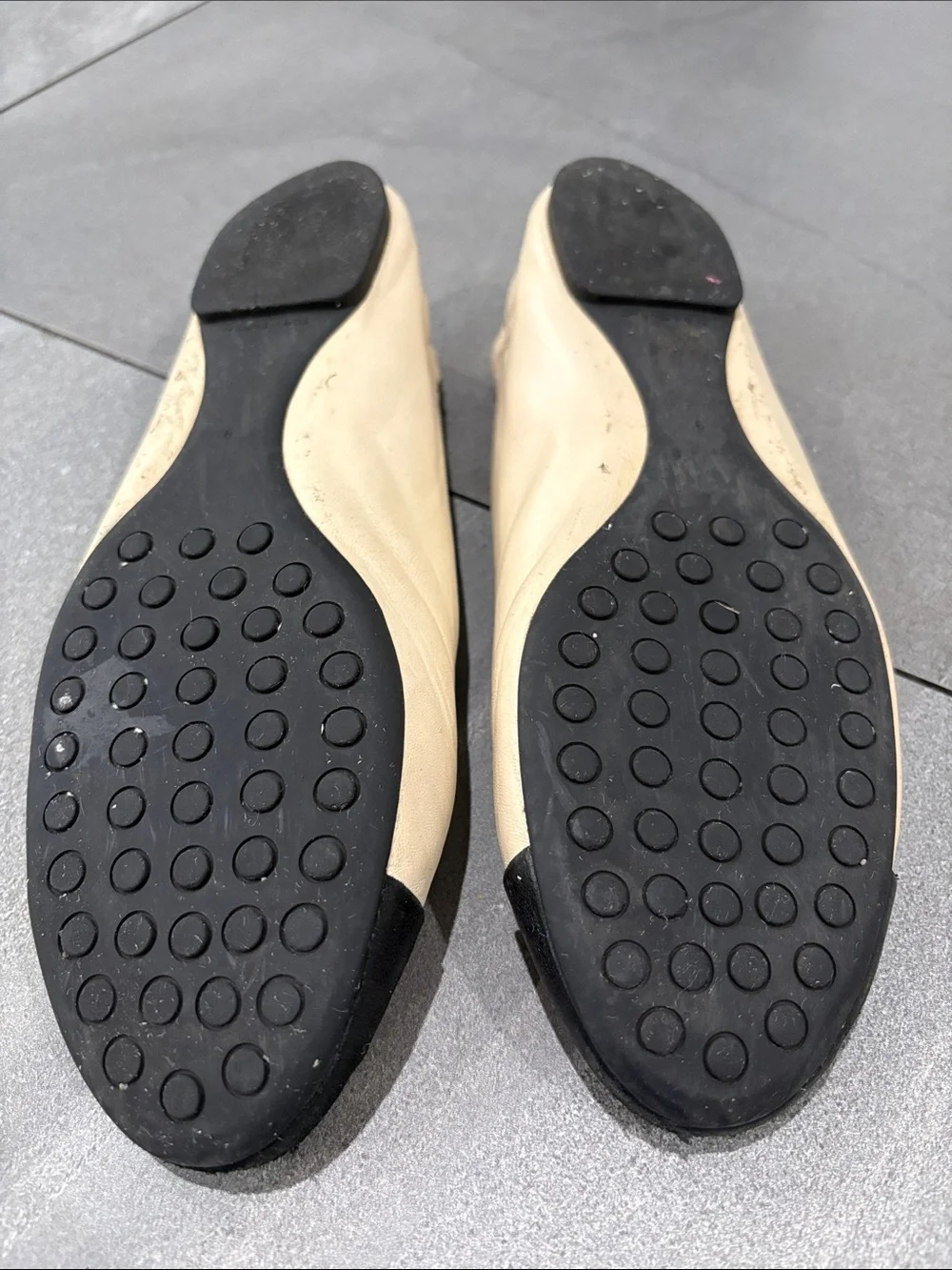 Tory Burch Two-Tone Cream and Black Leather Logo Ballet Flats